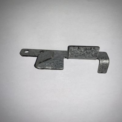 Plaque de Régulation Galvanisée Support Volaille G.I. Ajusteur pour ferme avicole