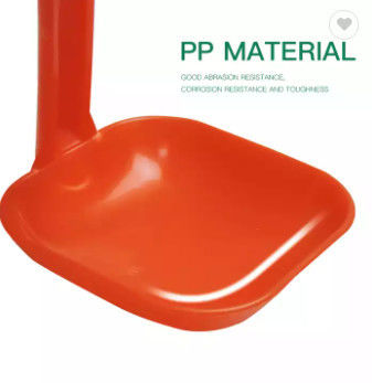 Système d'abreuvoir de mamelon de poulet de protection de l'environnement avec la tasse pour l'usine de fabrication