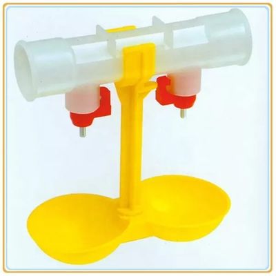 Mangeoire et buveur de poulets de chair en plastique PP 80-100ml Rendement en eau